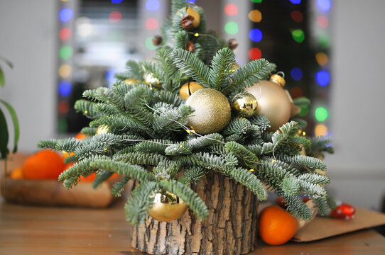 Natural herringbone with Christmas decor on the table
