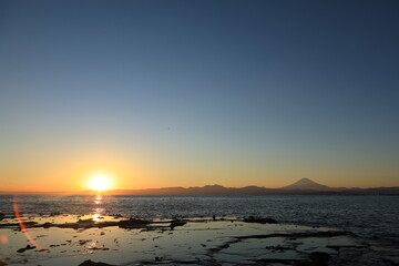 江の島児子ヶ淵の夕暮れ