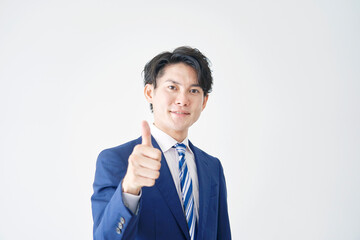ビジネスマン　グッドサイン　白背景