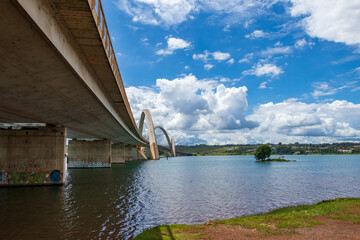 Fototapeta premium Ponte JK (Juscelino Kubitschek) em Brasília, Brasil.