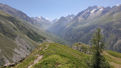 Naklejka premium massif des écrins, Saint-Christophe-en-Oisans