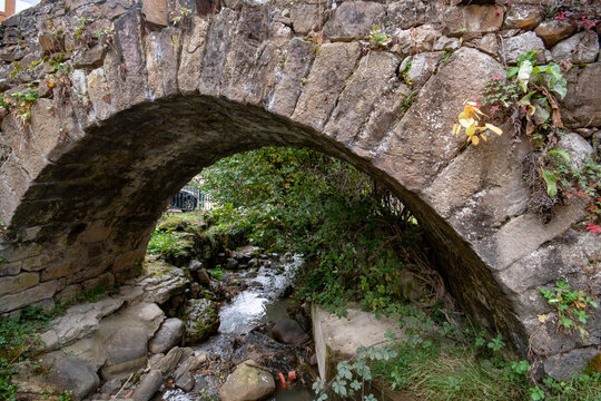 Roman bridge over the Nevandi river in Cantabria.