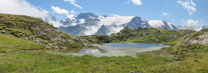 randonnée au plateau d'emparis, massif des écrins