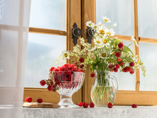 Image with raspberries.