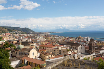 Obraz premium View of the Gulf of Salerno / Salerno bay and the greater city of Salerno, Campania, Southern Italy.