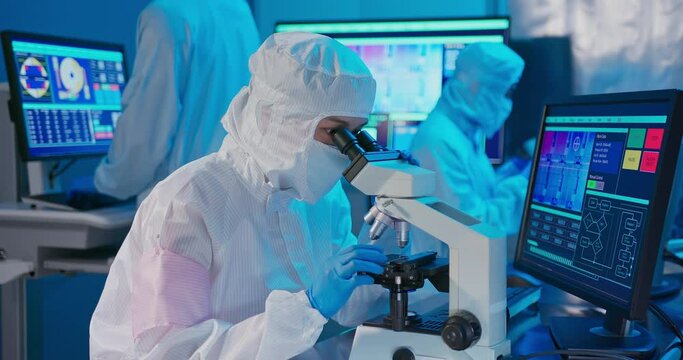 technician in sterile coverall