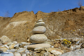 Fototapeta na wymiar Stone balance quarry