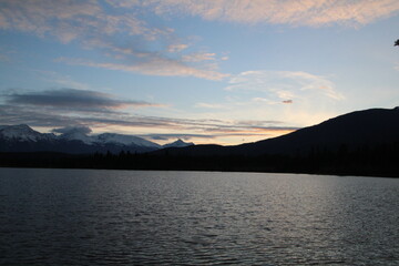 Fototapeta premium sunset over the lake