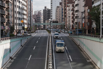 Obraz premium 目黒通りと立体交差する山手通り風景 目黒、目黒区、東京、日本