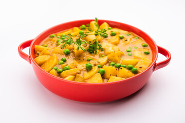 Aloo Mutter curry or green peas potato curry