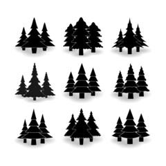 Obraz premium Christmas tree icons of different sizes and different shapes with a shadow on a white background.