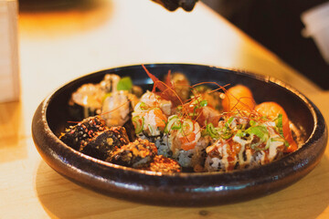 Gastro fusión comida mediterránea sushi