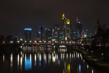 Fototapeta na wymiar Frankfurt am Main skyline in the night