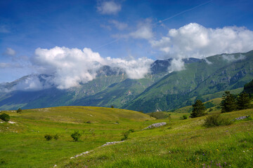 Obraz premium Mountain landscape at Gran Sasso Natural Park, in Abruzzo, Italy