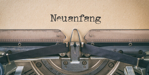 Alte Schreibmaschine - Neuanfang