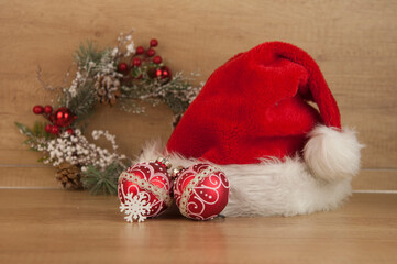 Obraz na płótnie Canvas Christmas background with christmas ball on a wooden background. Christmas background