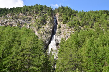La Cascade de la Pisse, près de Ceillac