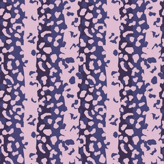 Leopard stripes seamless pattern. Animal striped wallpaper. Abstract cheetah background.