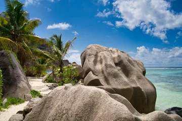 Crédence de cuisine en verre imprimé Anse Source D'Agent, île de La Digue, Seychelles Rocks near Anse Source d’Argent beach in La Digue Seychelles