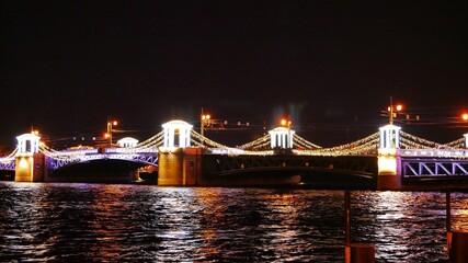 Fototapeta na wymiar illumination and decoration of the bridge on a festive night