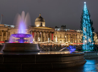 Trafalgar Square at night