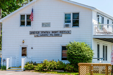 Obraz premium United States Post Office La Pointe, Wisconsin 54850