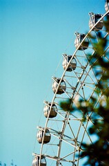 ferris wheel minimalistic shoot 