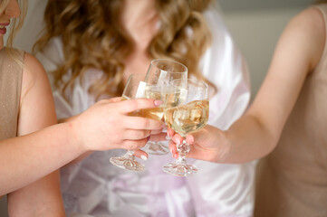 morning of the bride, pleasant petitions in the house, the bride and her details.