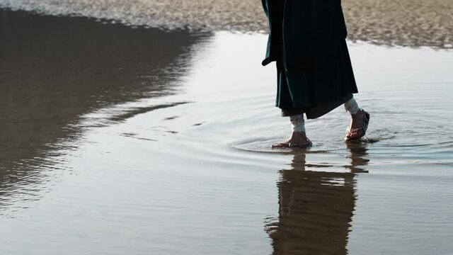 父母ヶ浜とお坊さん