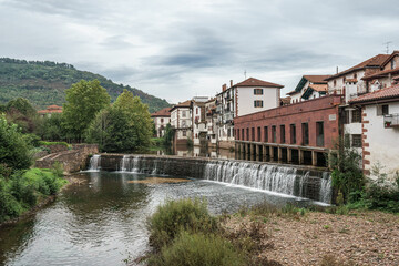 Fototapeta na wymiar Valle del Baztan en Navarra