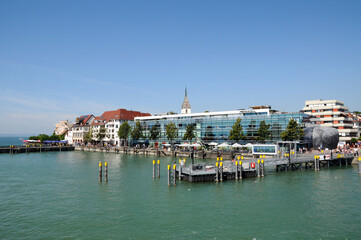 Fototapeta premium Friedrichshafen am Bodensee, am Hafen