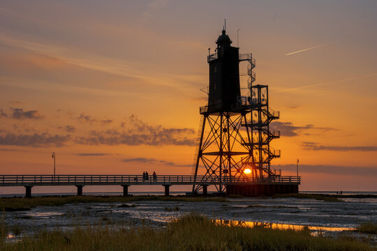 Leuchtturm Obereversand in Dorum-Neufeld an der Nordsee-K&uuml;ste, Landkreis Cuxhaven