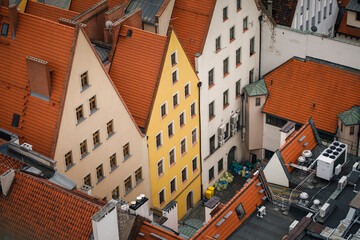 houses in the city © Sieku Photo