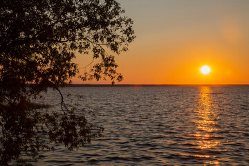 Obraz na płótnie Canvas Plescheevo lake during the sunset in the summer