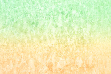 模様が入った金属の板のアップ