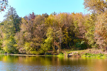 The Psel river in the autumn.