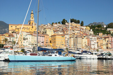 Fototapeta na wymiar Menton. General view of the city center from the sea.
