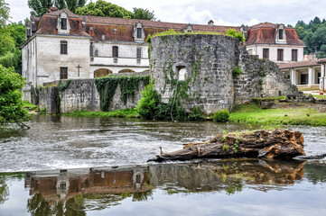 Fototapeta premium Brantôme, water-rich town in the Périgord