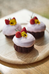 Obraz na płótnie Canvas chocolate cake with strawberries cream..