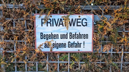 Schild für Privatweg