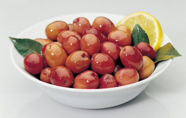 red kalmata olives