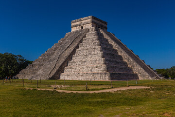 Fototapeta na wymiar Mayan Ruin Chichen Itza Mexico