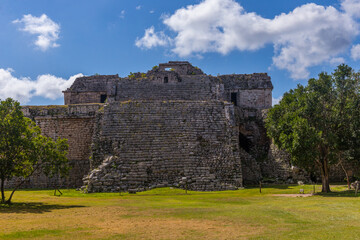 Fototapeta na wymiar Mexico maya yucatan Chichen Itza