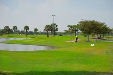 Obraz premium golf course in the morning