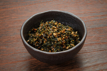 葉唐辛子と白胡麻の佃煮