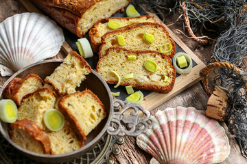 cake aux noix de saint-jacques et poireaux