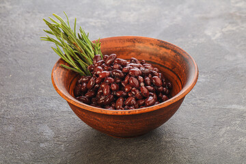 Vegan cuisine - black kidney in the bowl