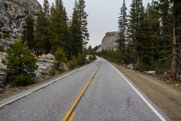 Fototapeta premium Yosemite National Park Interior Road