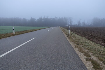 Landschaft im Nebel