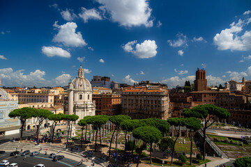 Fototapeta na wymiar old historical buildings , view of Rome , cityscape photography of Rome Italy 